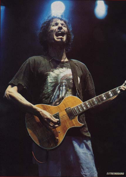 Robe, en un concierto de la gira 'Moñigos, morid' 1998-robe