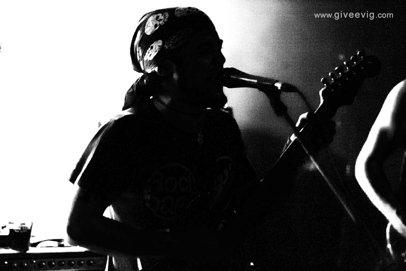 Gritando en Silencio en la sala Black Bird de Santander Foto05