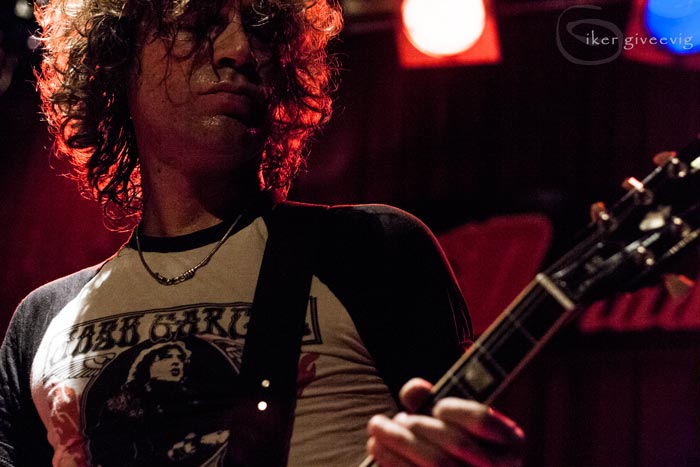 Fotografías Rock Click & Roll by giveevig - Los Zigarros en Helldorado de Gasteiz 2016/11/19