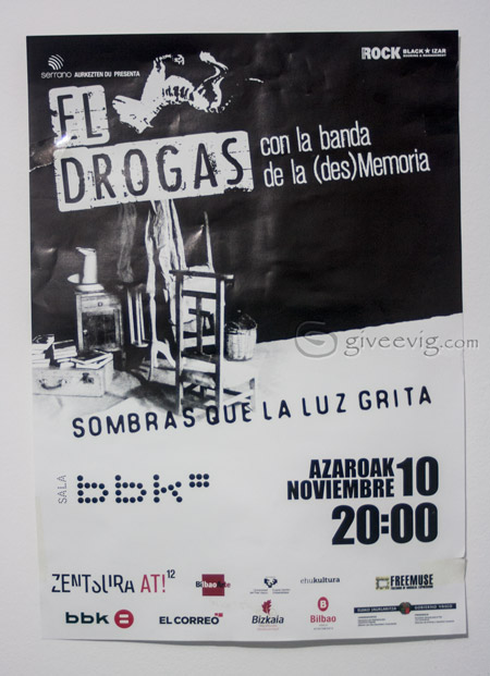 Cartel del concierto de El Drogas con la banda de la (des)Memoria